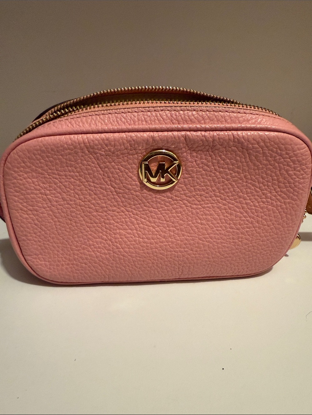 Michael Kors Blush Pink Pebbled Leather Camera Bag with Gold Logo